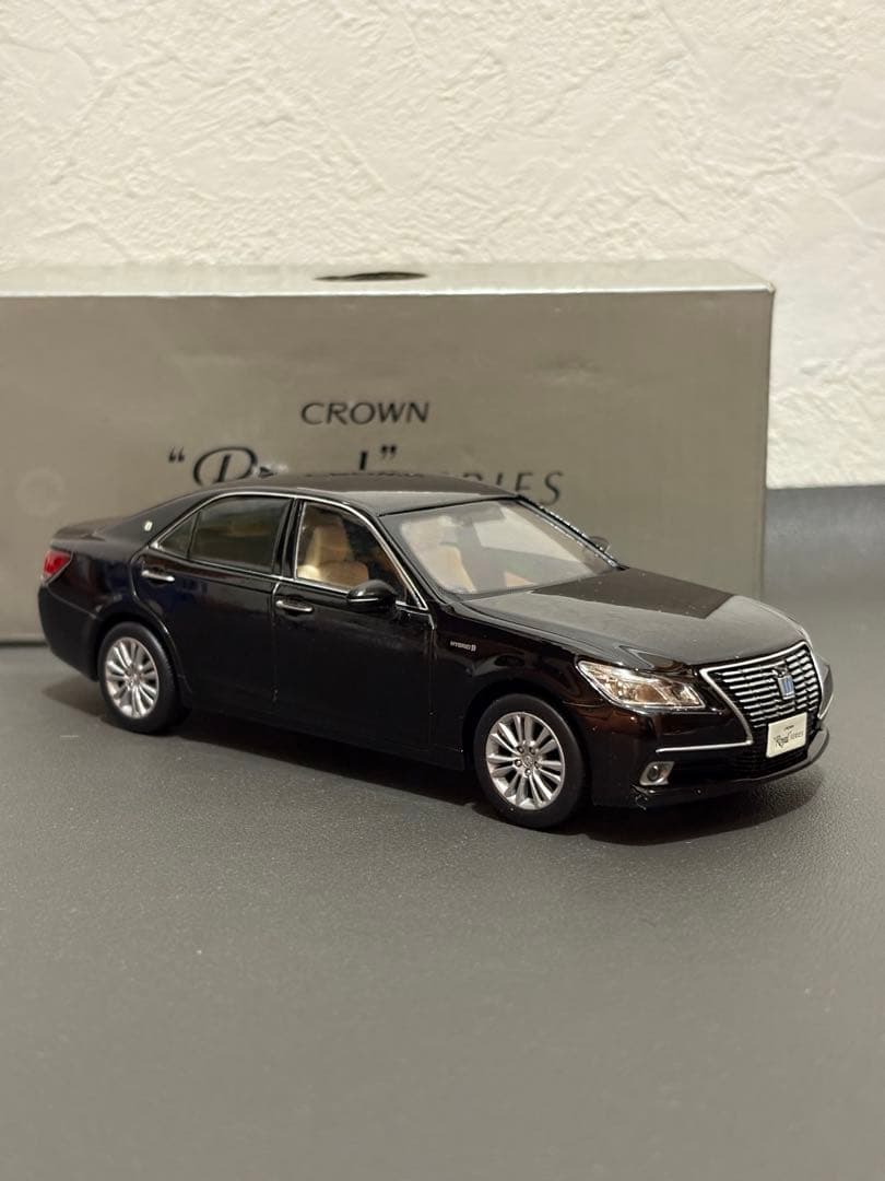 1/30 トヨタ クラウン　ロイヤルサルーン カラーサンプル 非売品 202