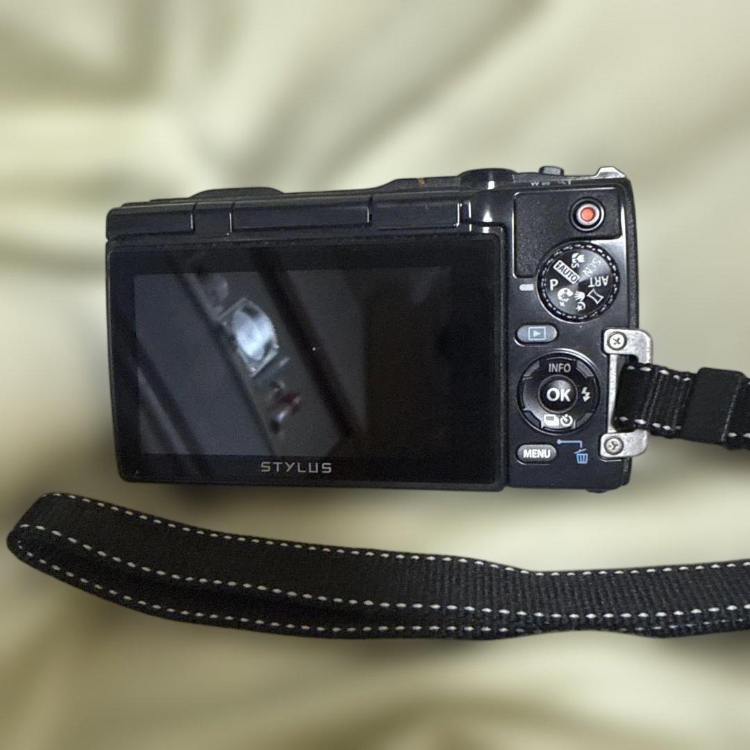 Olympus TG-850 コンパクトデジタルカメラ