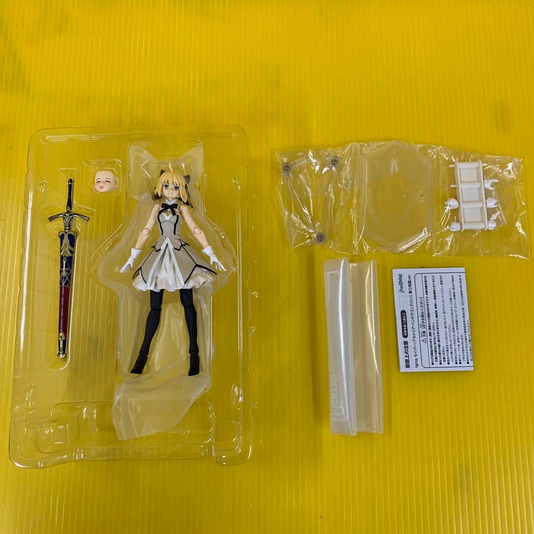 figma セイバー アルトリア・ペンドラゴン リリィ 第三再臨ver