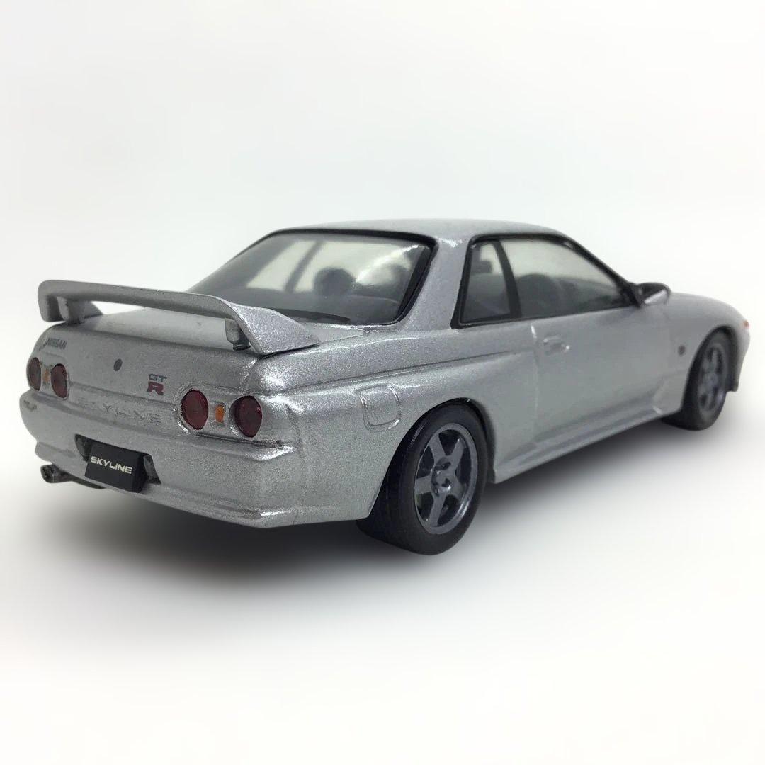 EBBRO エブロ 1/43 ニッサン　スカイライン　GT-R BNR32