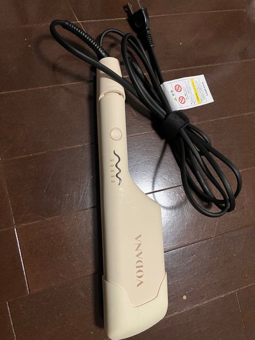 VODANA トリプルウェーブアイロン ベージュ