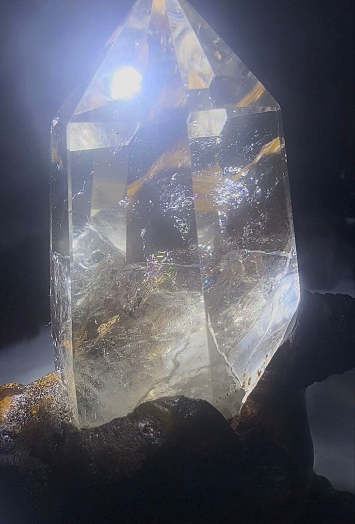 流木台座付き シトリンポイント（天然水晶 加熱処理） Amulet