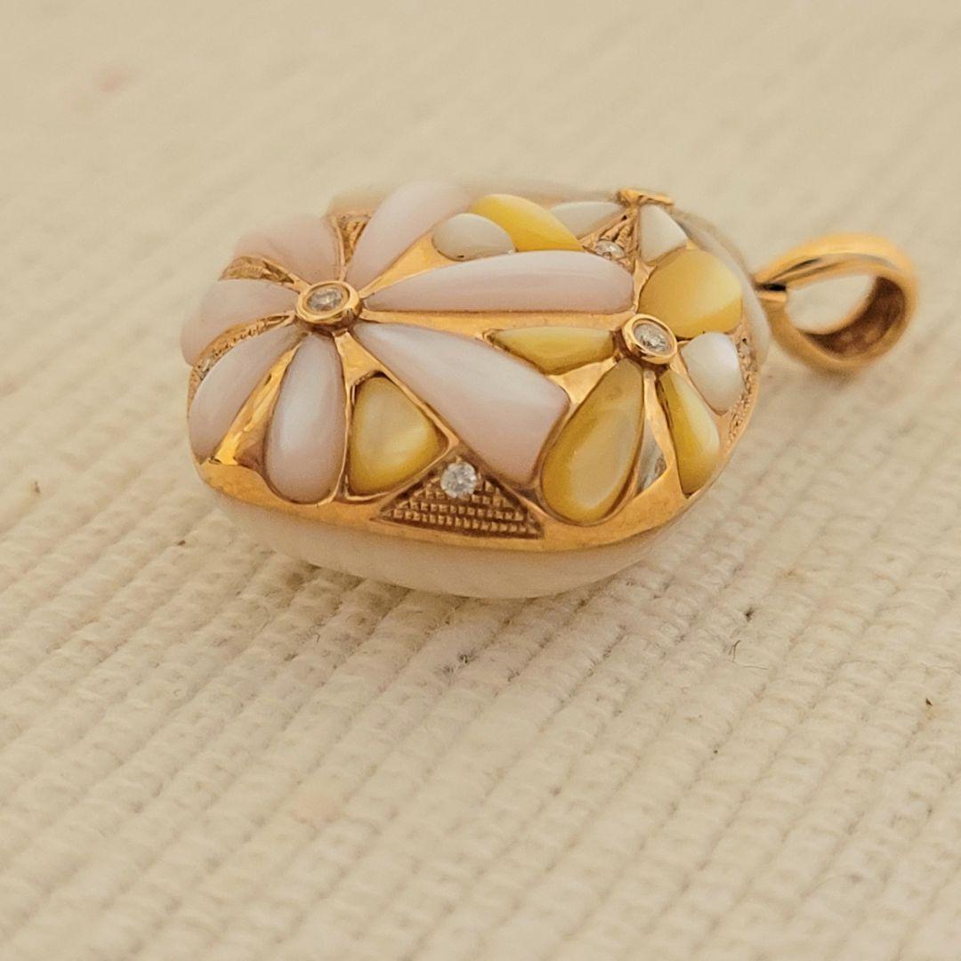 K18 ダイヤ0.08ct ペンダントトップ 白蝶貝 ネックレス 18金