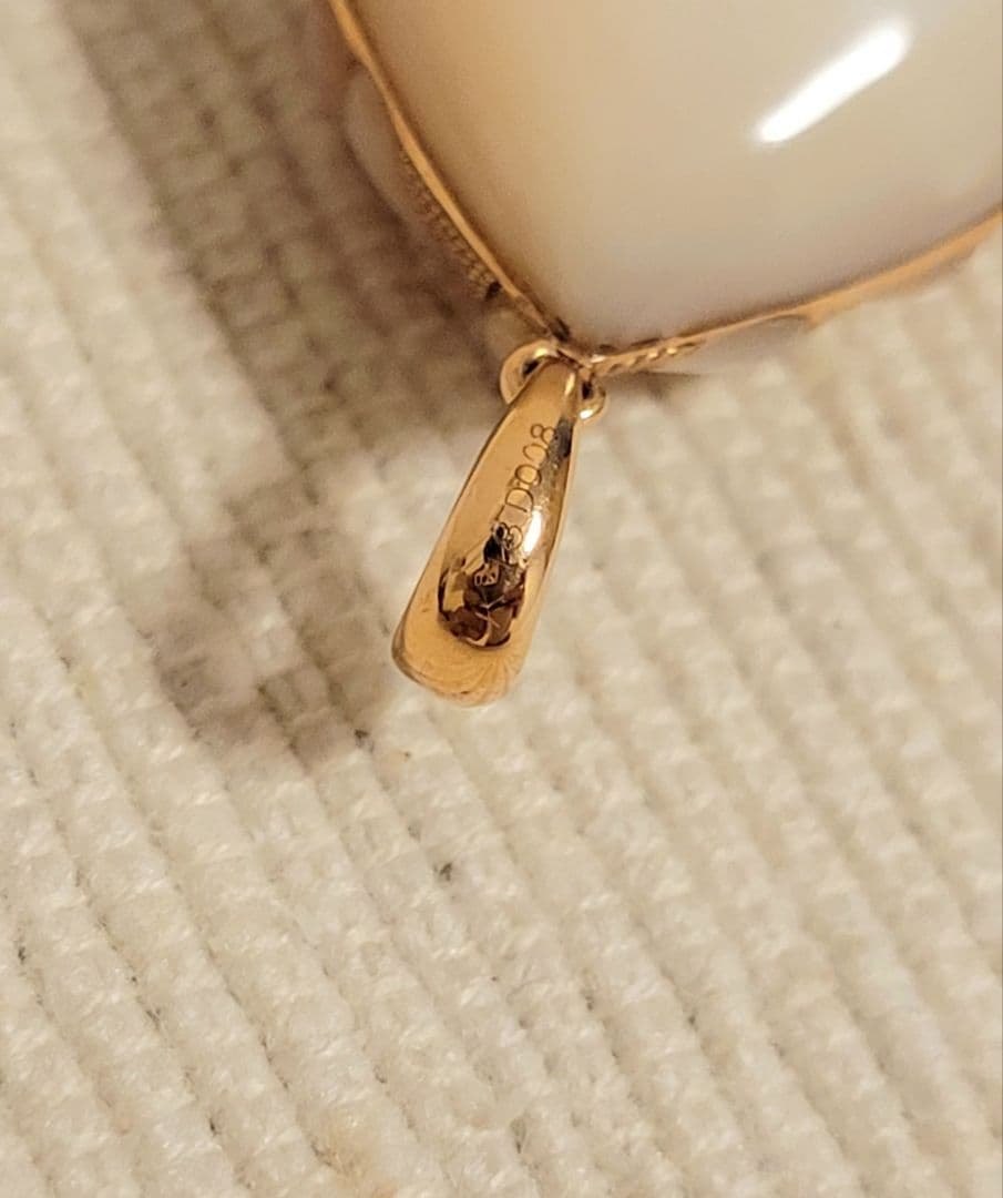 K18 ダイヤ0.08ct ペンダントトップ 白蝶貝 ネックレス 18金