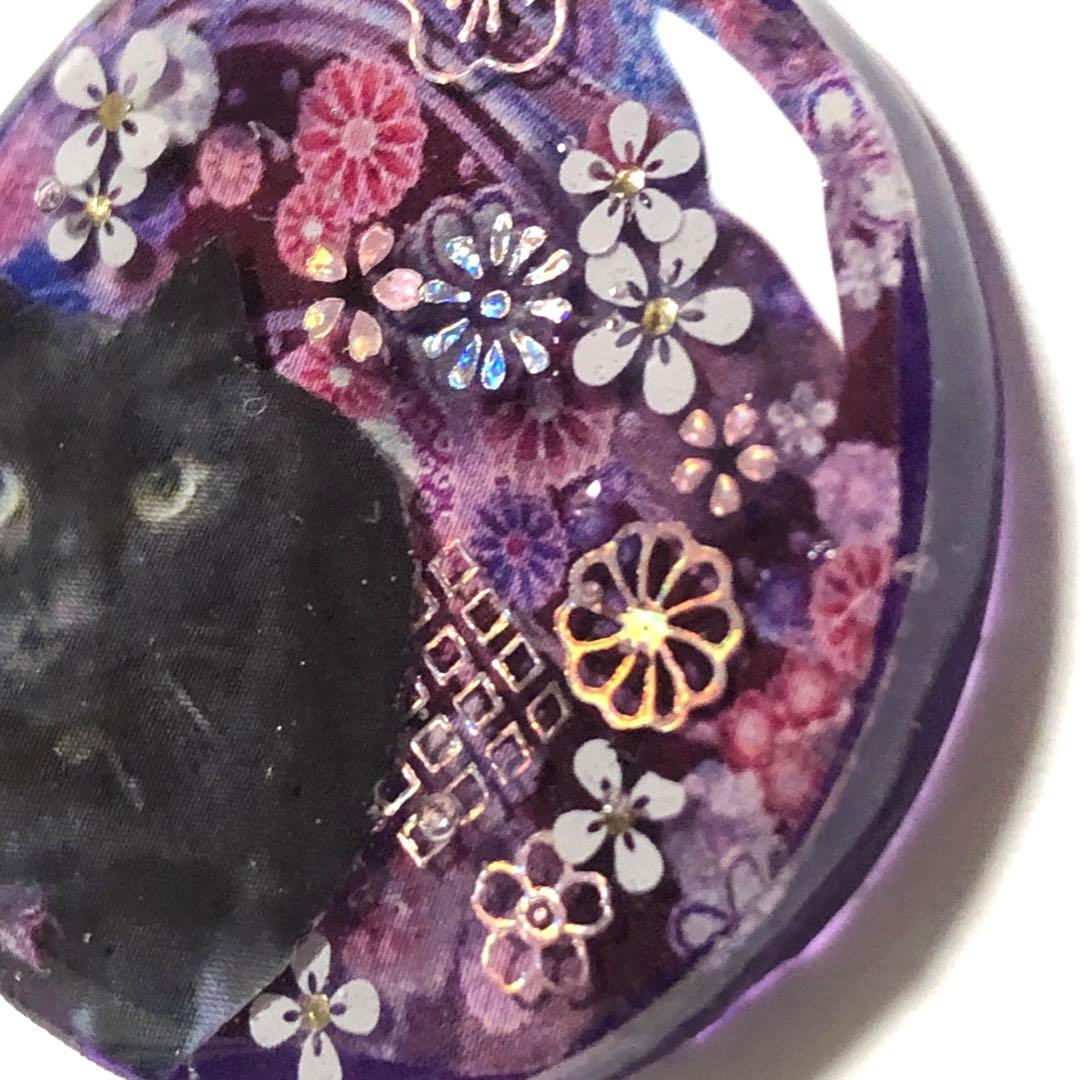 レジン　NO.234 ♡おすまし猫ちゃん