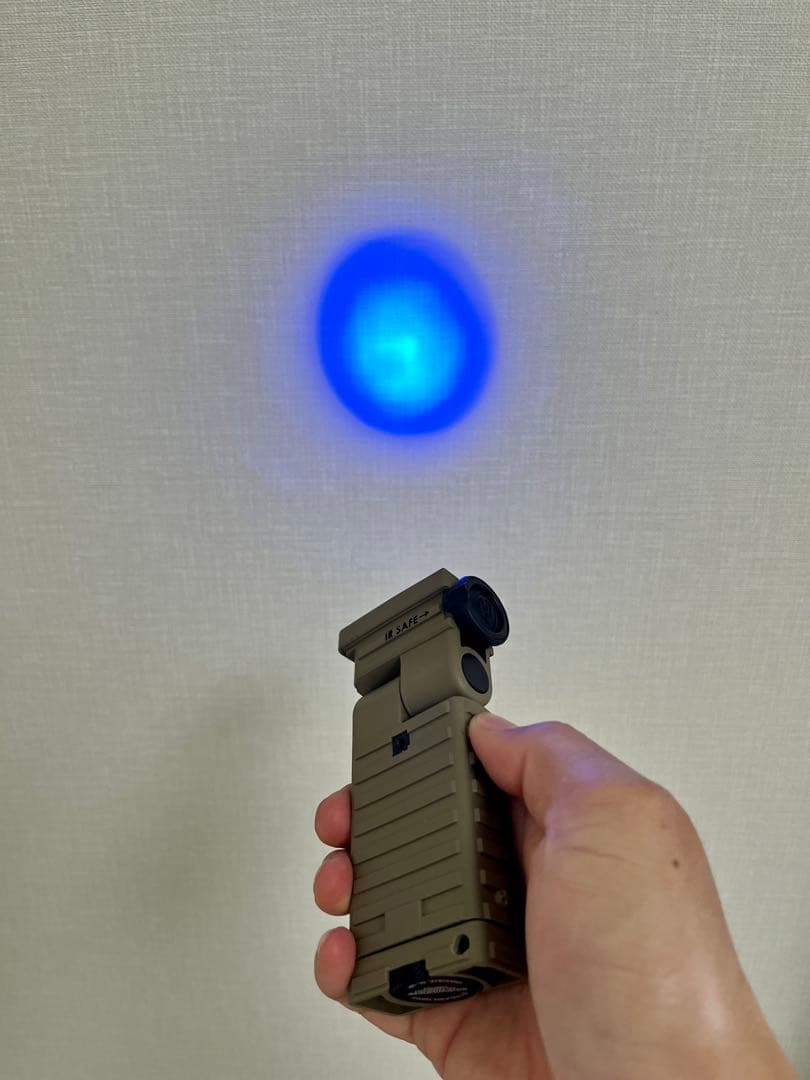 米軍放出品 デッドストック 新型STREAMLIGHT LED4色 懐中電灯1台