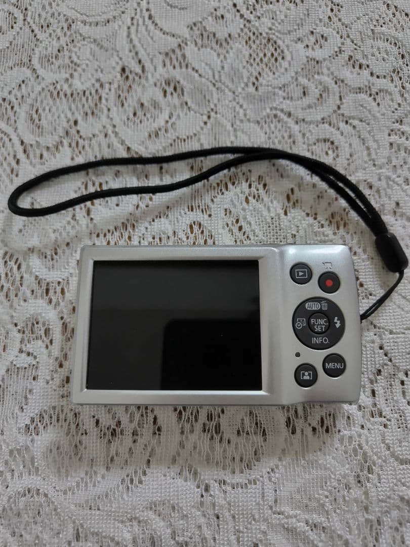 Canon IXY 200 コンパクトデジタルカメラ シルバー