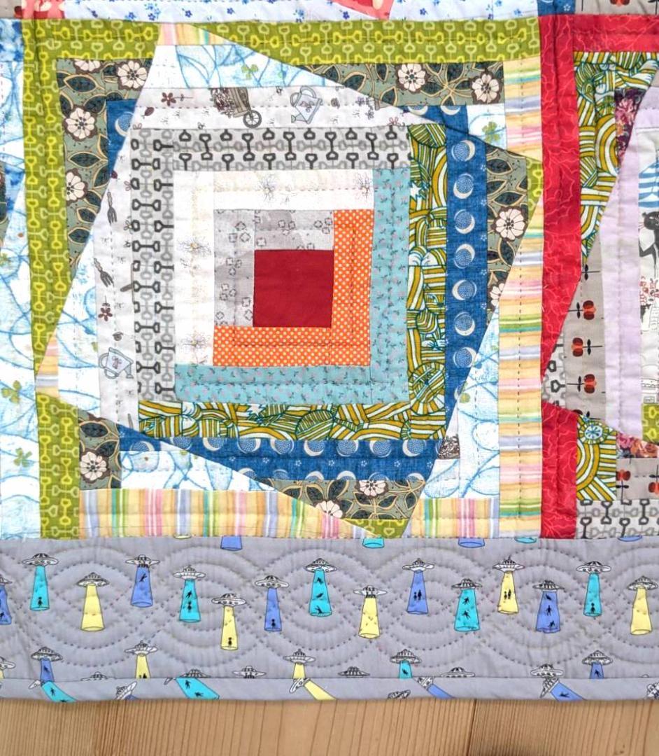 パッチワークキルト　タペストリー　ログキャビン　117✕117