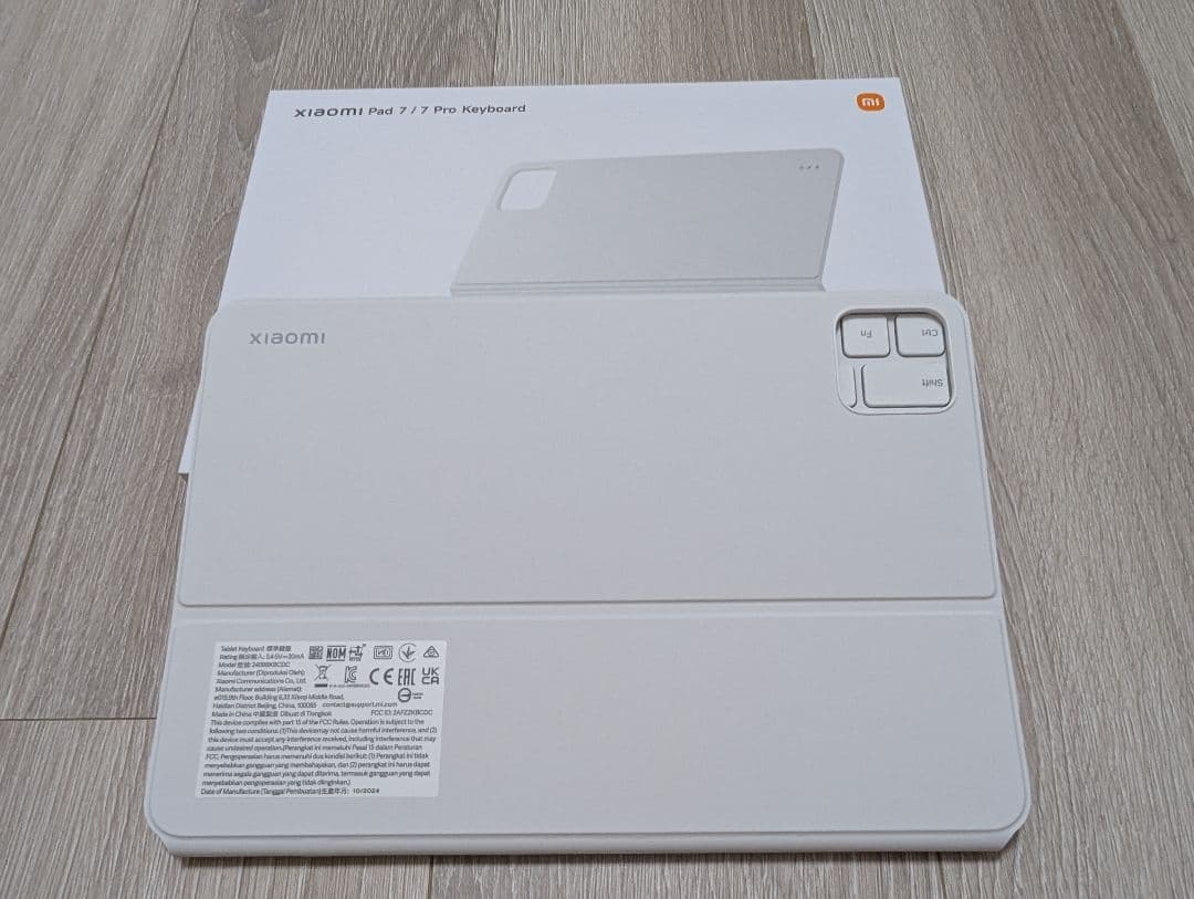 Androidタブレット本体 Xiaomi Pad 7 Pro & Keyboard White