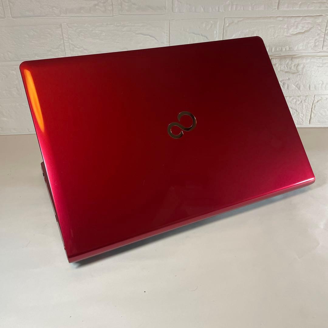 【美品】富士通☆LIFEBOOK☆レッド☆SSD256GB☆すぐ使える