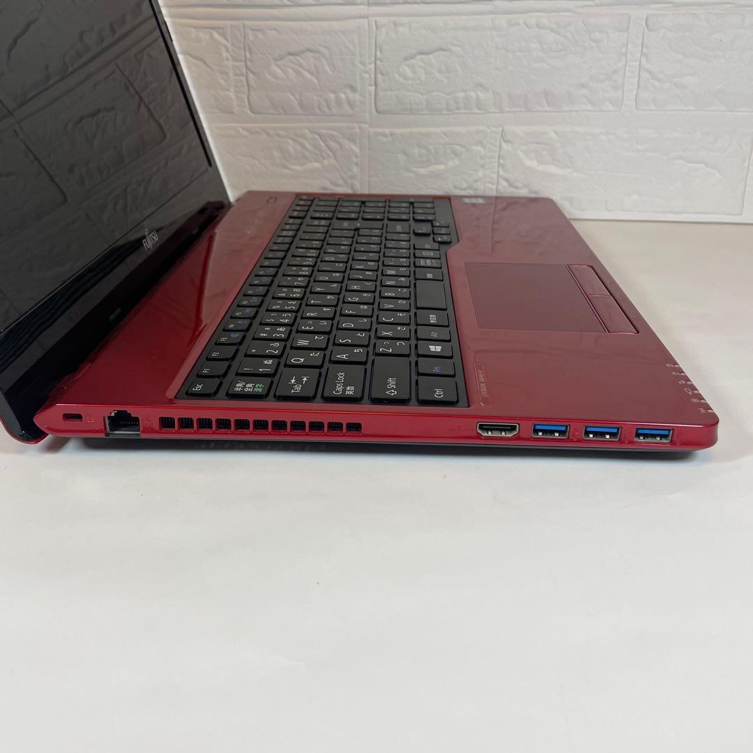 【美品】富士通☆LIFEBOOK☆レッド☆SSD256GB☆すぐ使える