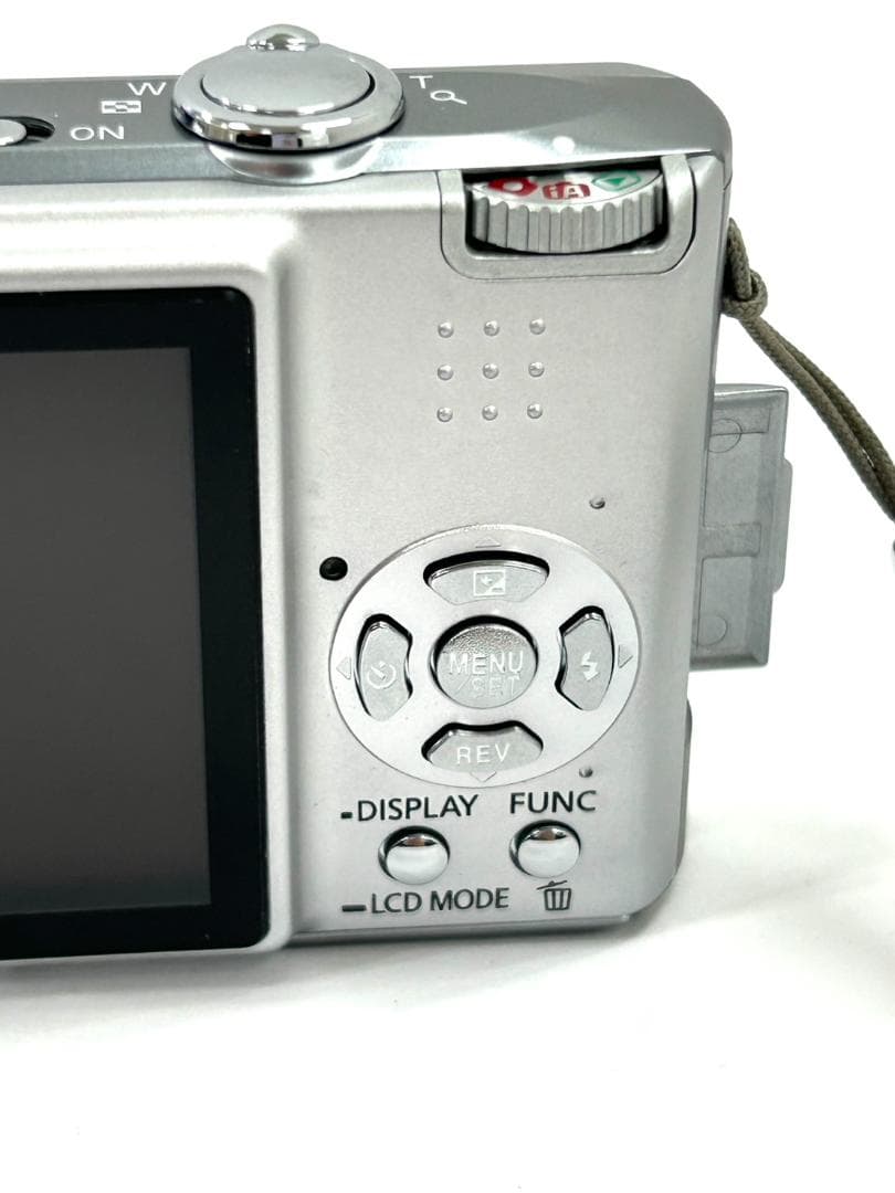 ej 25M10230 パナソニック ルミックス DMC-FX33 稼働品