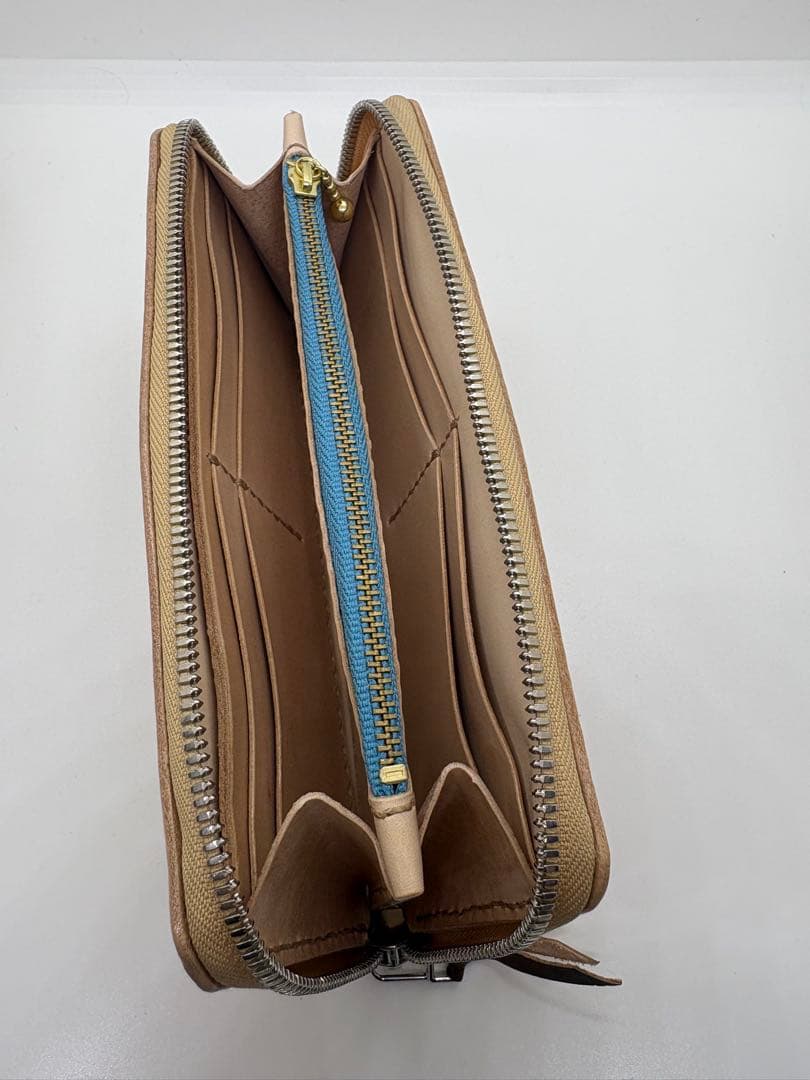 ハンドメイド レザーカービング ラウンドジップ財布