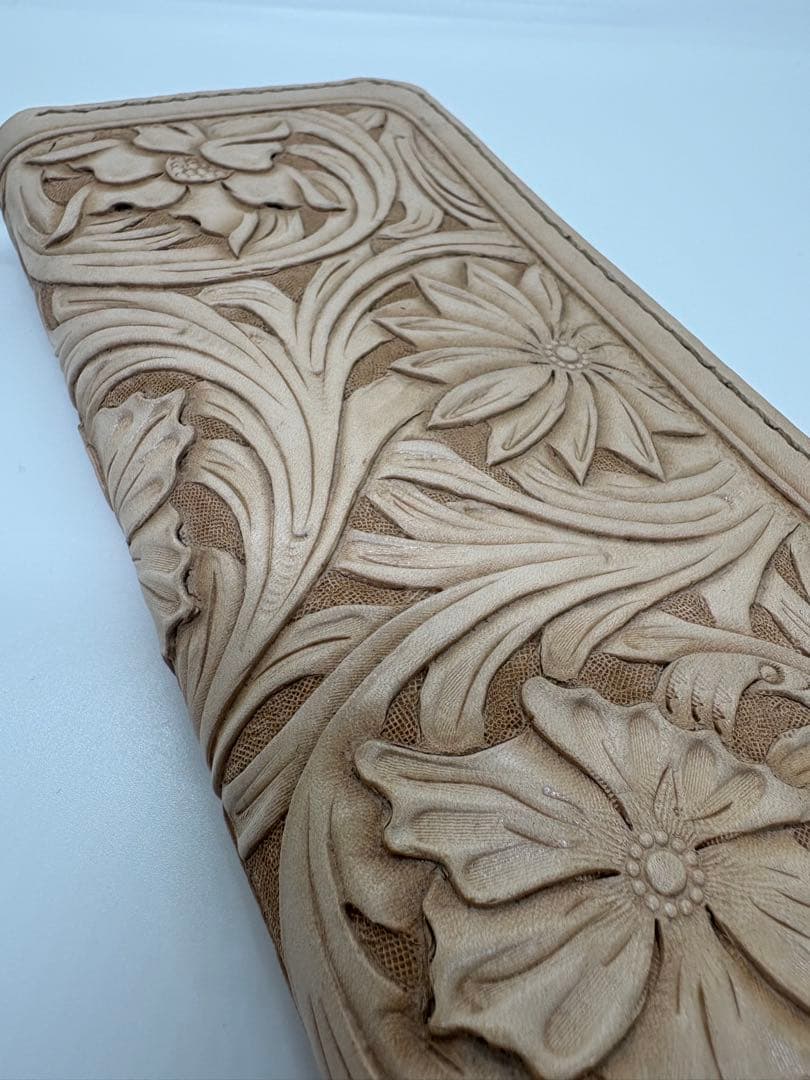 ハンドメイド レザーカービング ラウンドジップ財布