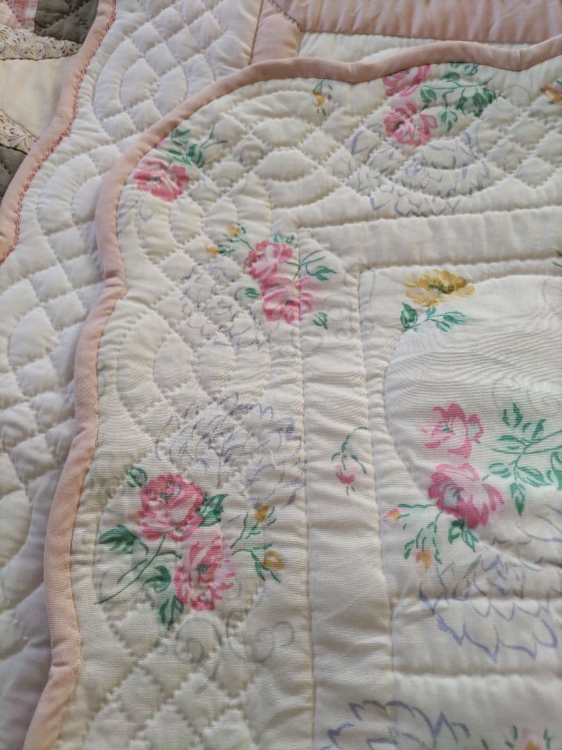 フラワーガーデン パッチワークキルト タペストリー