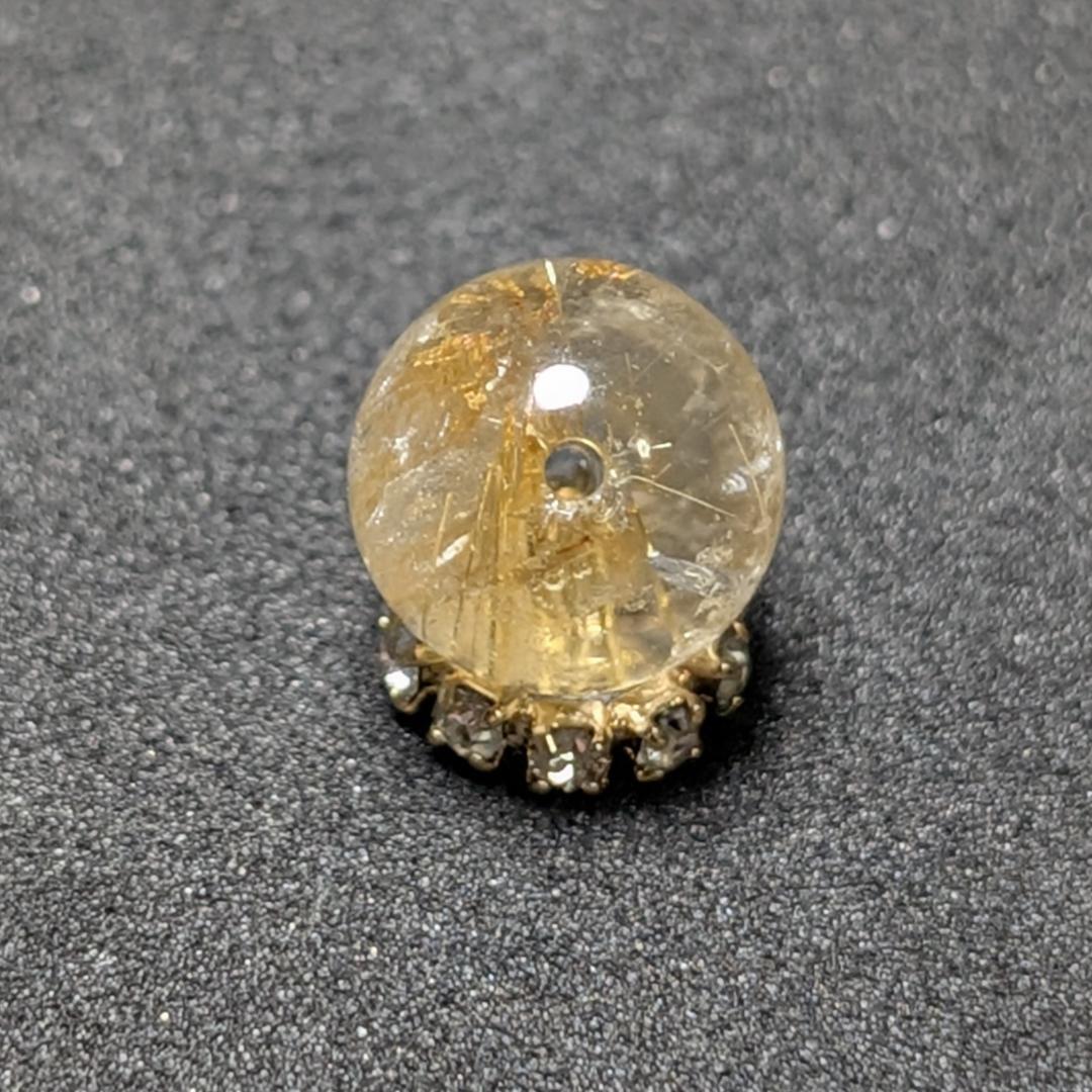 【鋭い極太金針がとにかく目立つ】ゴールドタイチンルチル 8ミリ 粒売り 貫通穴有