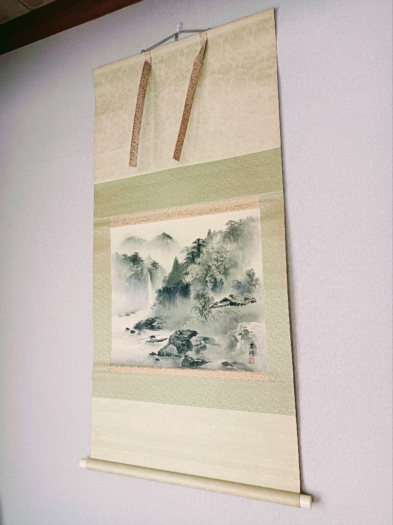 軸 開運 おもてなし 絵 龍神 金運 滝 山水 魚 中国 風水 美術 インテリア