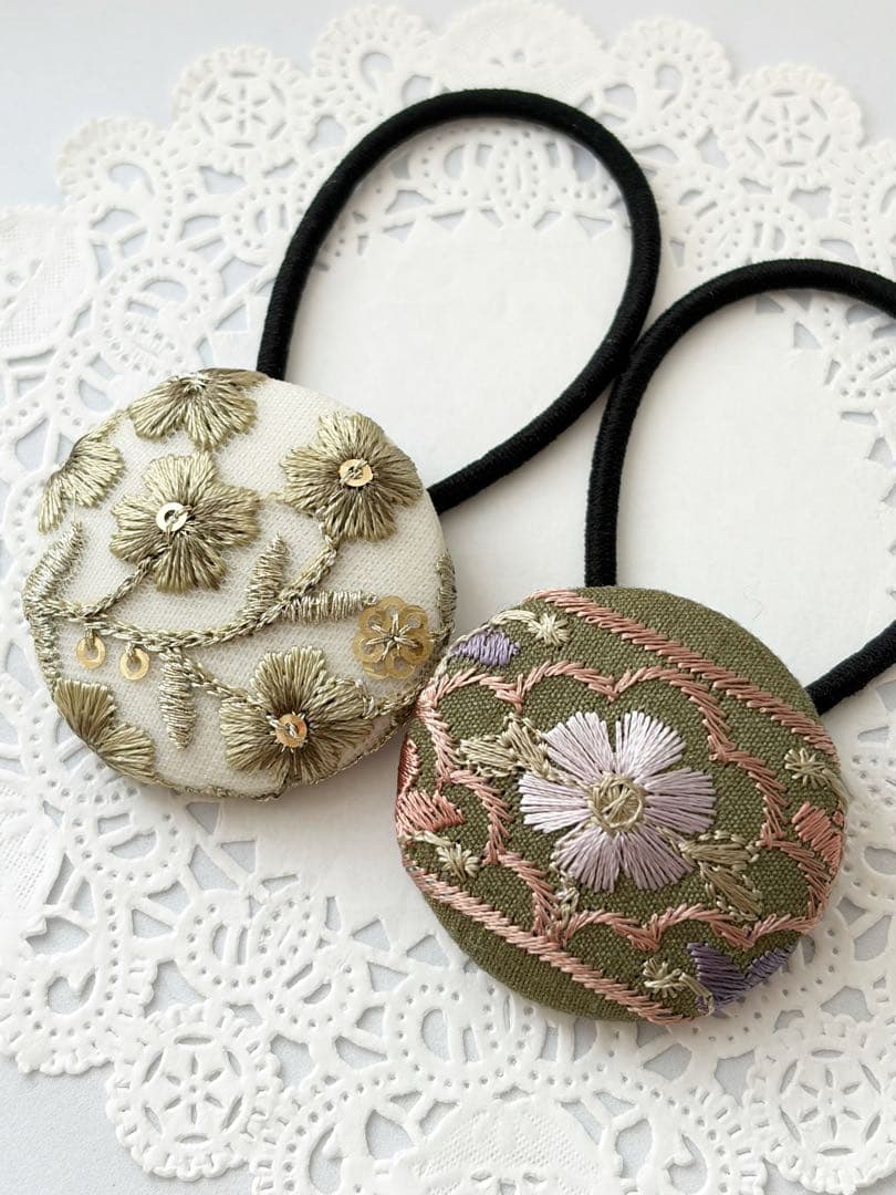 【No.262】インド刺繍 くるみボタン38㎜ ヘアゴム 2個セット