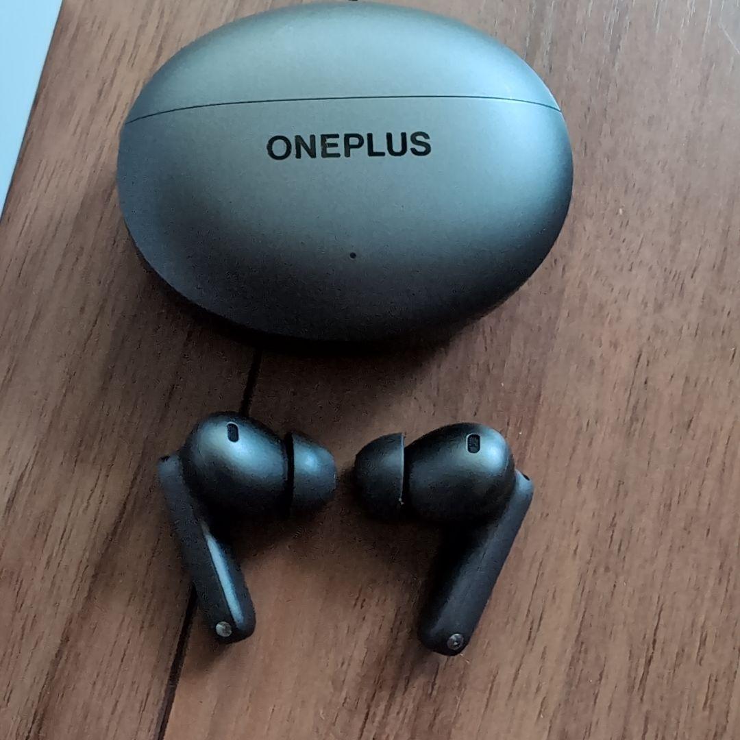 OnePlus Buds 4 ブラック