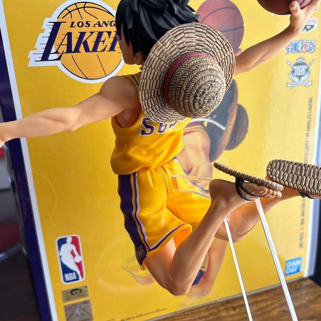 ONE PIECE NBA ロサンゼルスレイカーズ コラボフィギュア