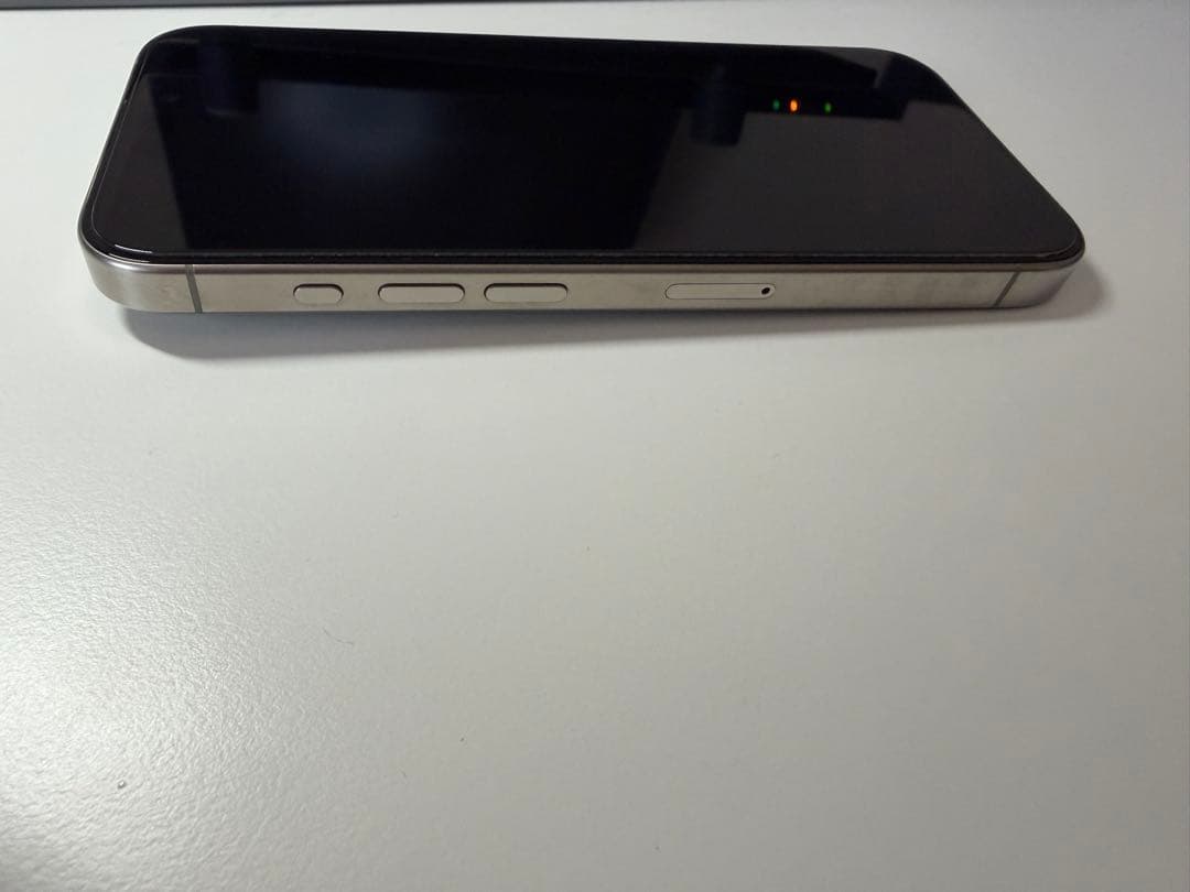 【美品】iPhone 15 Pro 256GB / PITAKA付