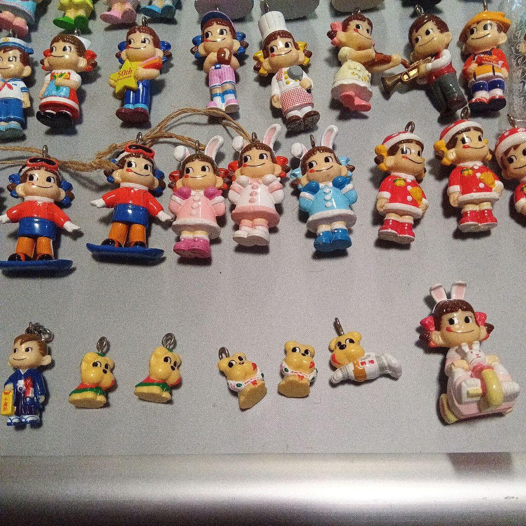 ペコちゃんポコちゃんストラップ他70点まとめ売り