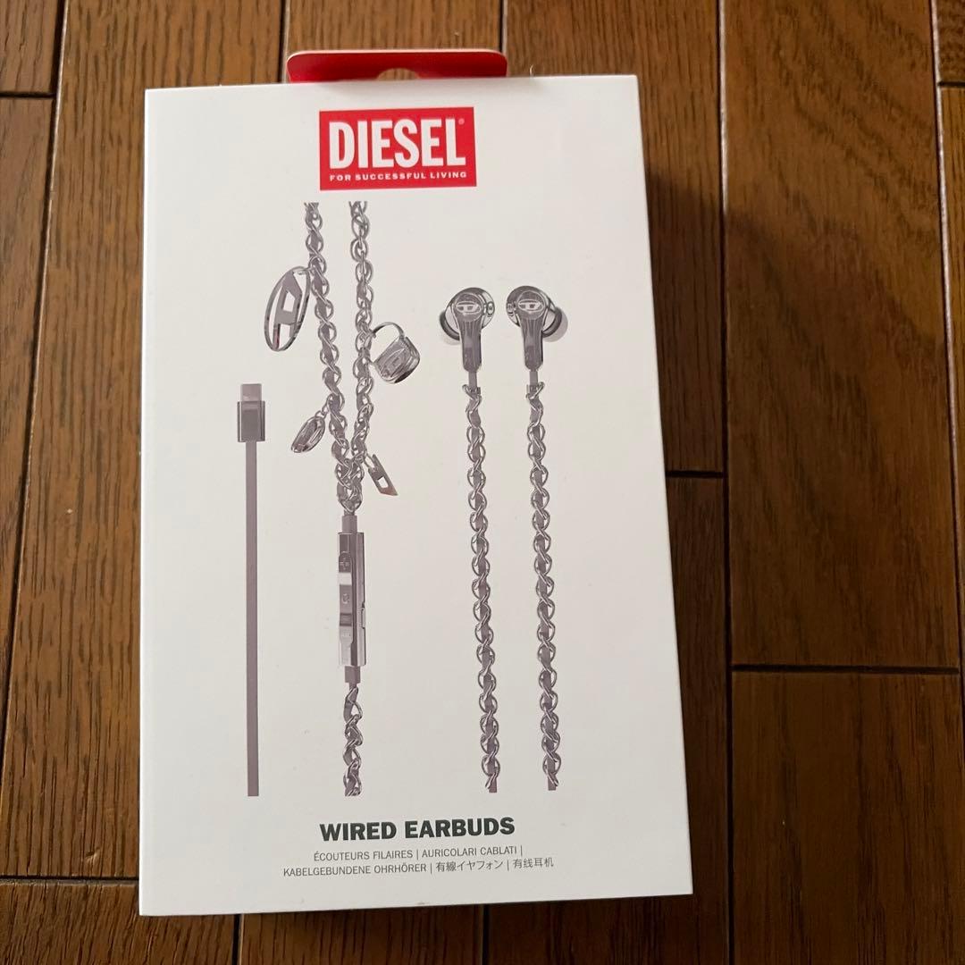 新品未開封　DIESEL Wired Earbuds シルバー　有線イヤホン