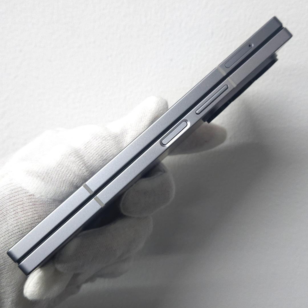Galaxy Z FOLD6 256GB シルバー SIMフリー【A級】