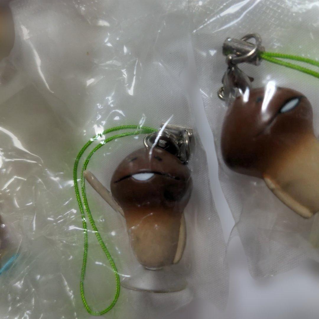 平成レトロ　おさわり探偵なめこ栽培キット　ストラップ等　15個セット