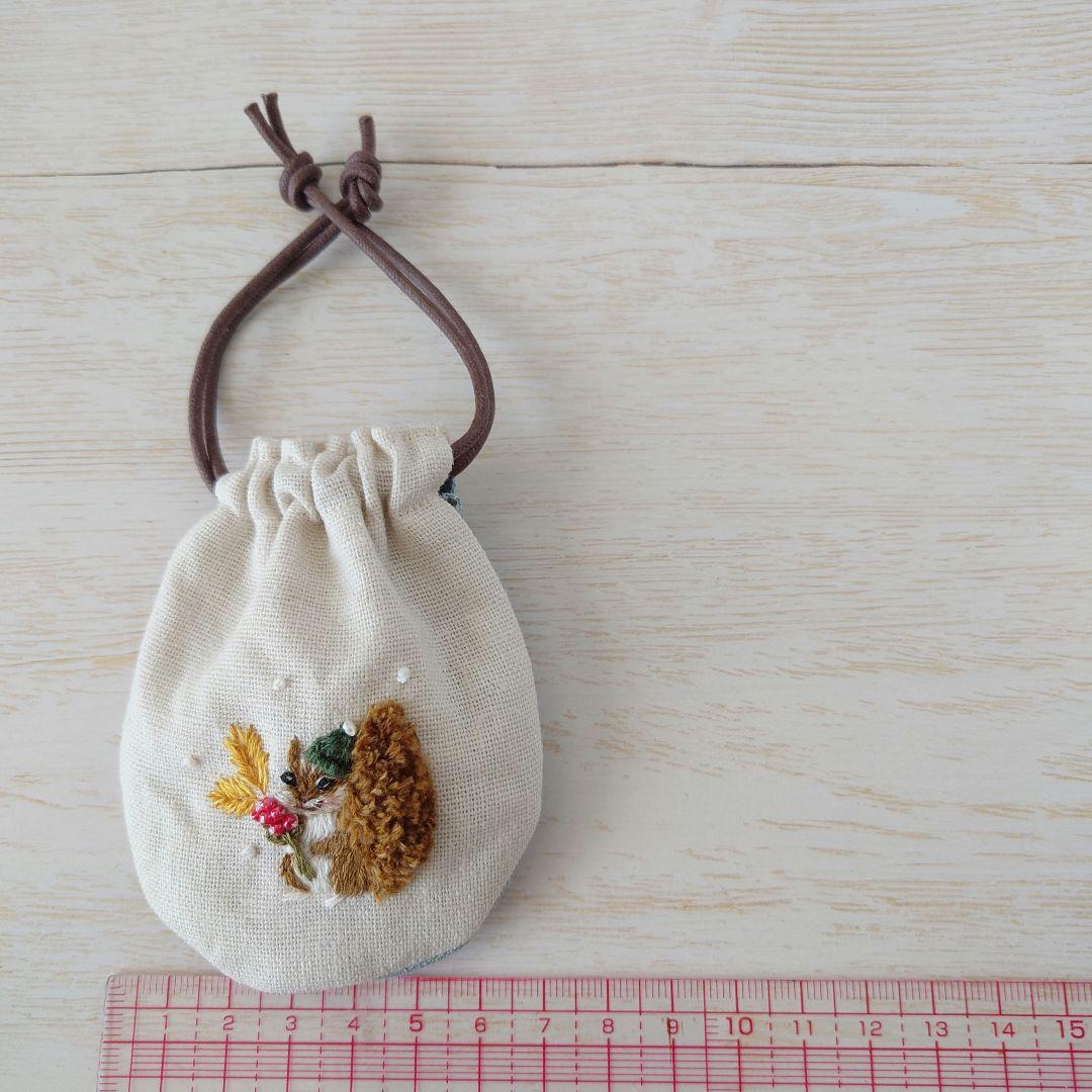 ちっちゃな巾着サシェ/詰替えタイプ【りす君の冬】