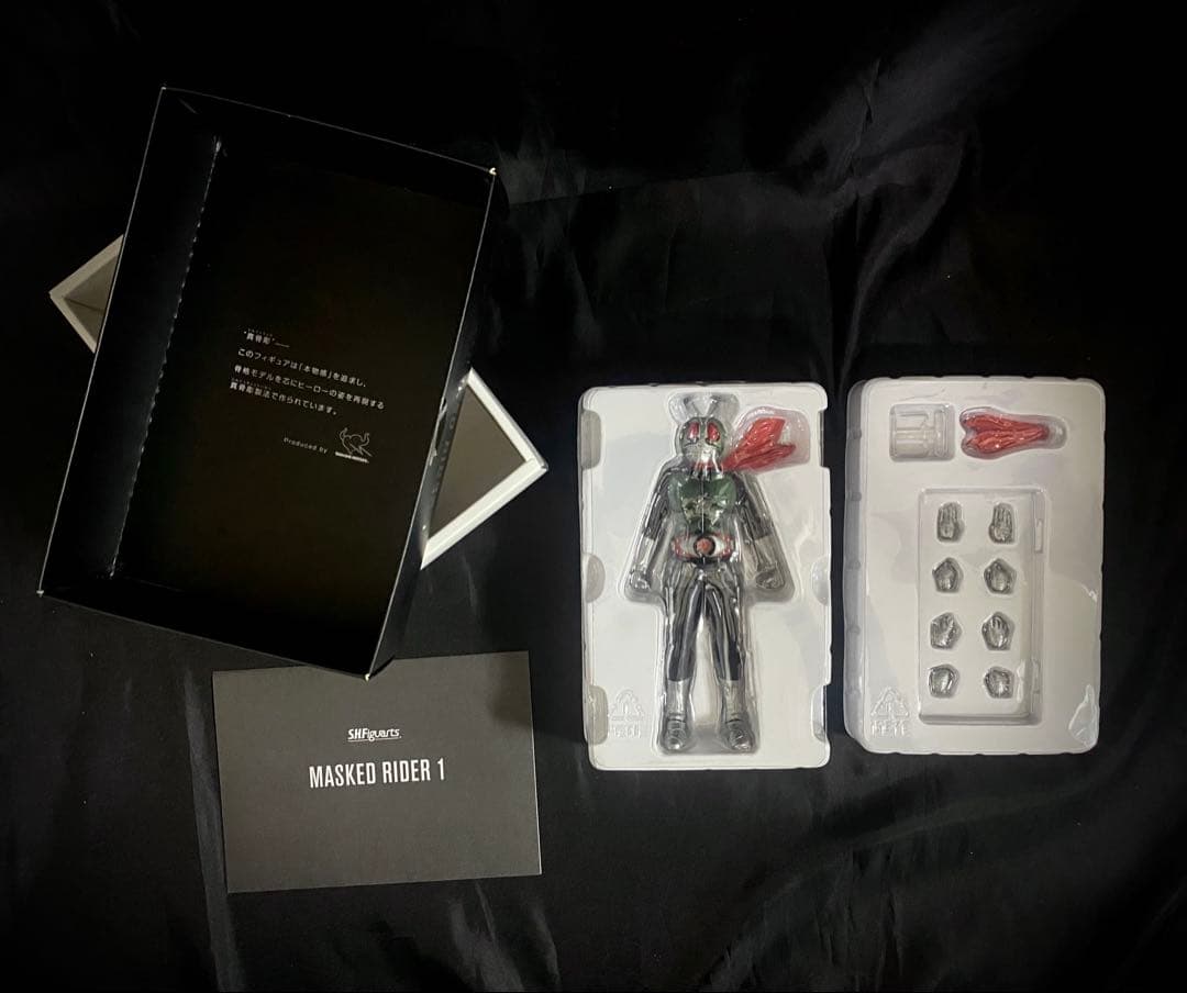 【開封済・未使用】バンダイ　S.H.フィギュアーツ真骨彫製法　仮面ライダー新1号