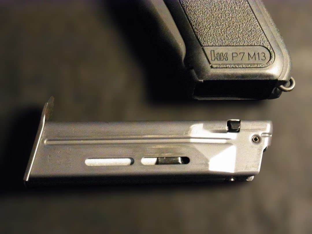珍品　MGC H＆K P7 M13 ガスブローバック プラノケース付き