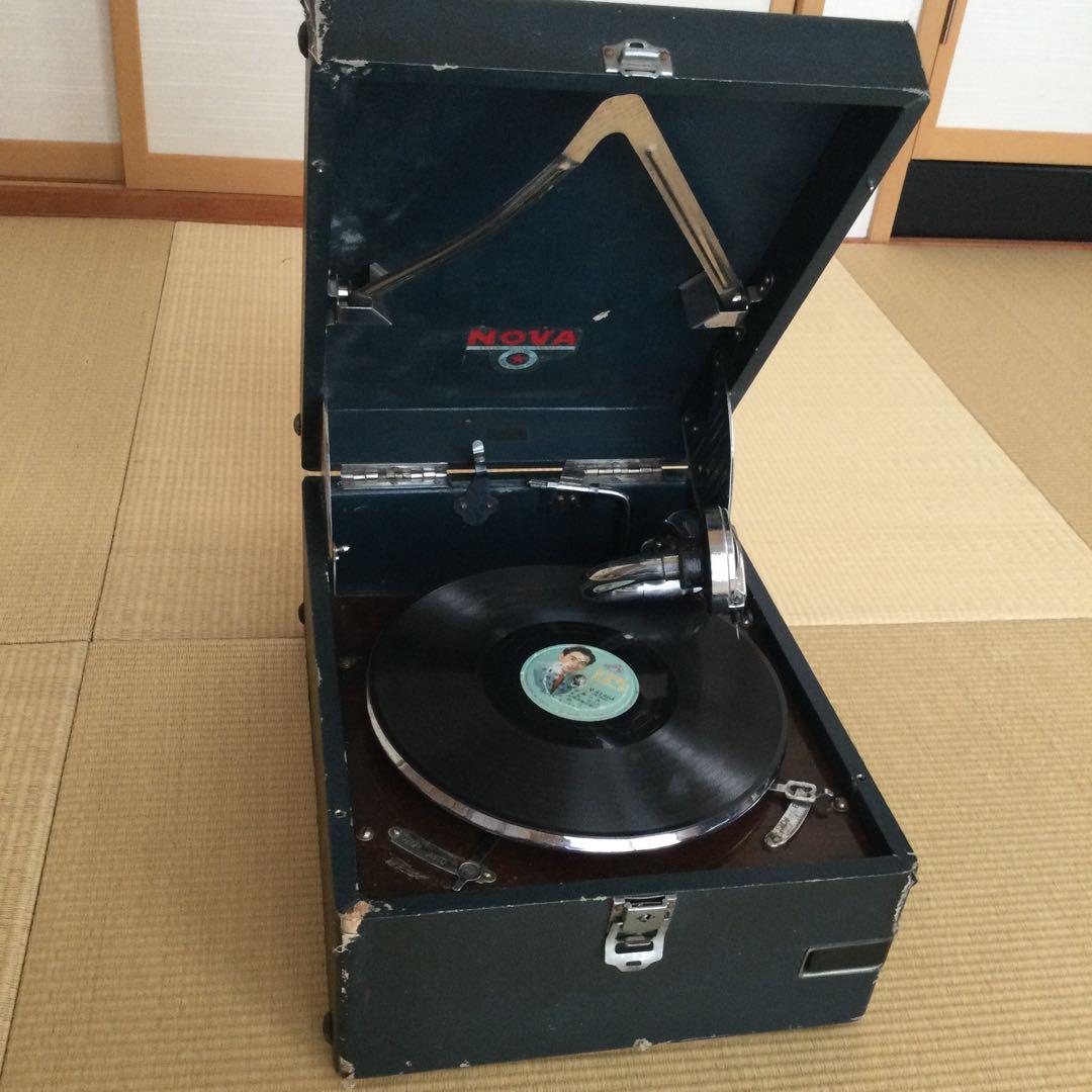 蓄音器