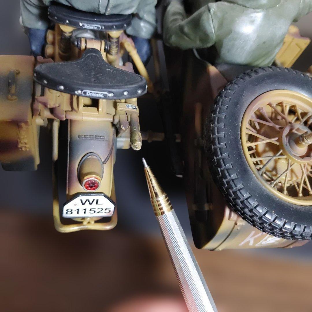ツェンダップKS750 シュコー X タミヤ　1／10 フィギュア