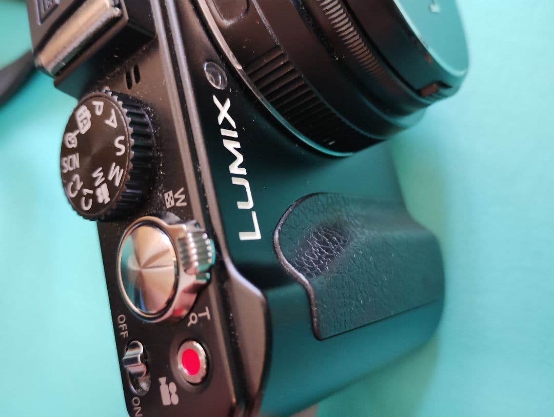 Panasonic LUMIX DMC-LX5 コンパクトデジタルカメラ