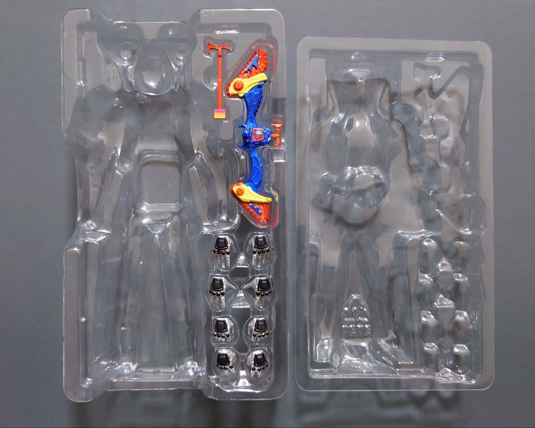 フィギュアーツ 仮面ライダーヴァレン ＆ ヴラム (開封品) セット