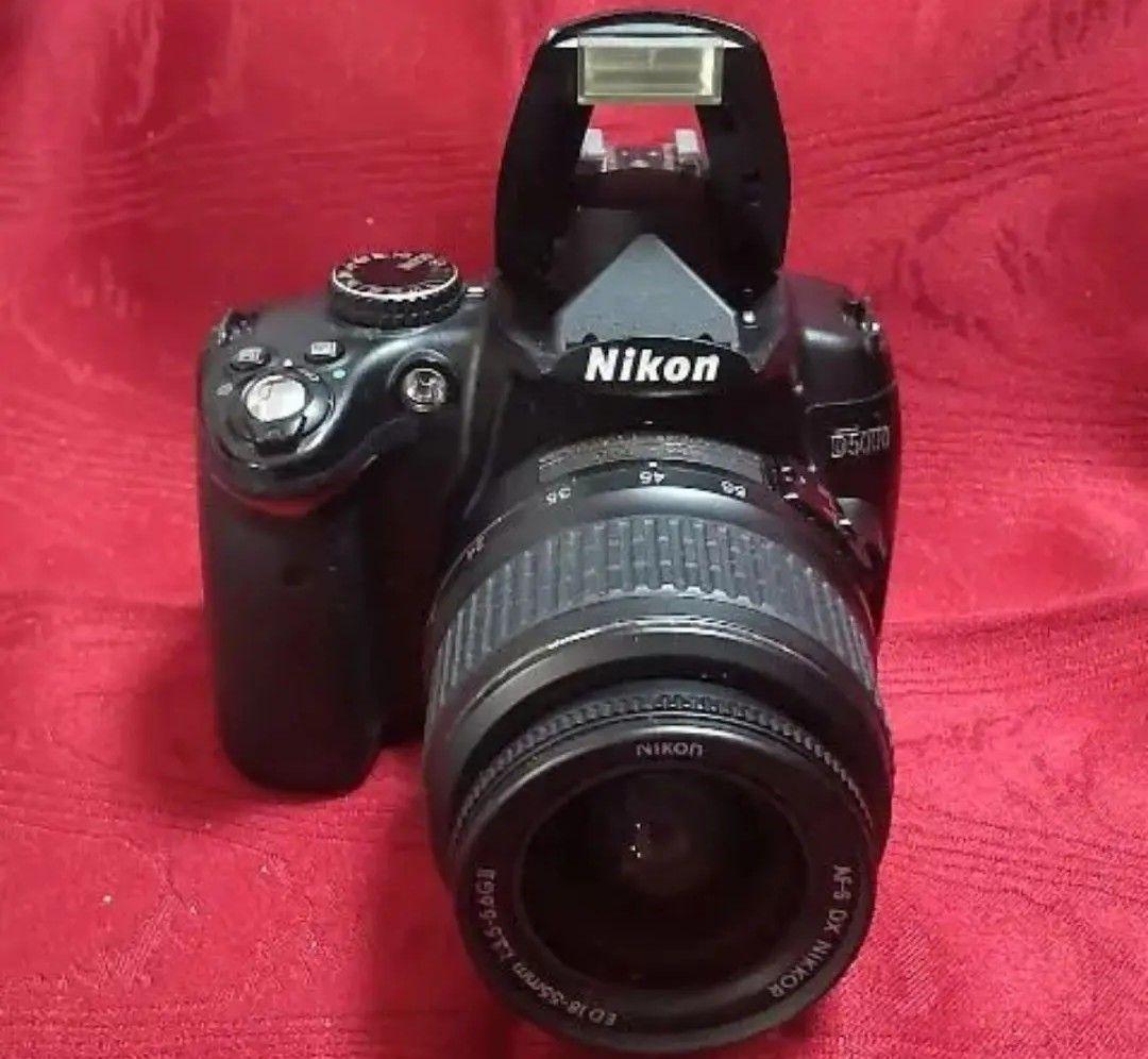 もちもちクマ Nikon D5000 デジタル一眼レフカメラ/動作品