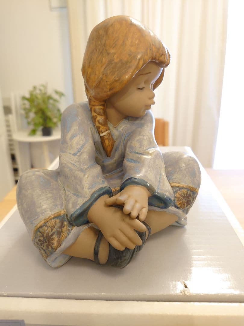 【極美品 絶版 無欠損 箱付き】LLADRO リヤドロ 2210『物憂い日』