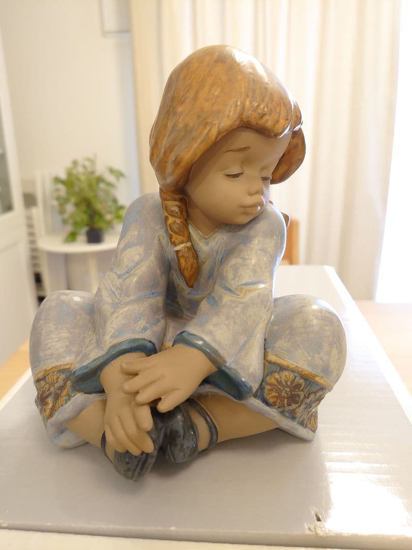 【極美品 絶版 無欠損 箱付き】LLADRO リヤドロ 2210『物憂い日』