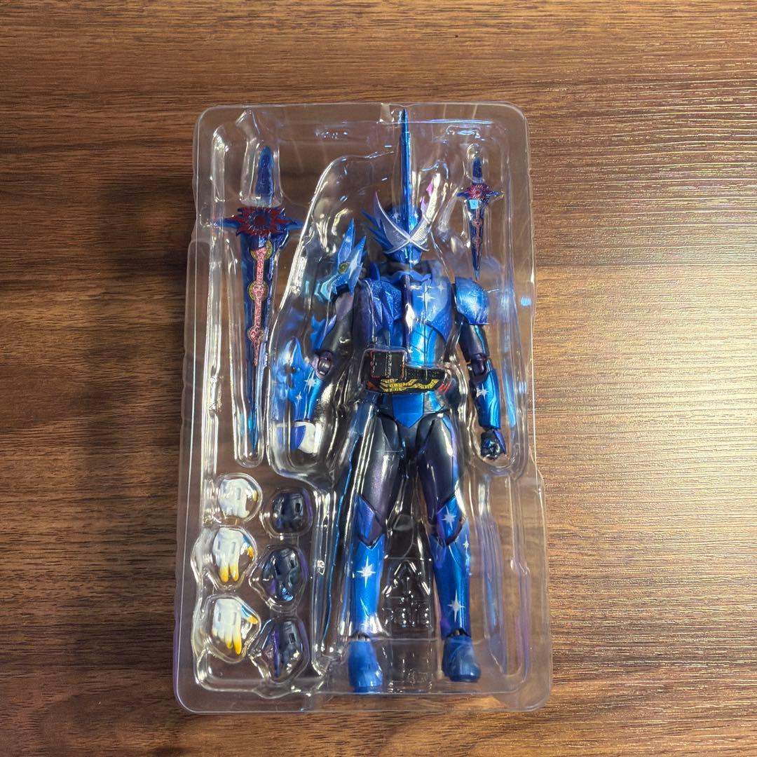 S.H.Figuarts仮面ライダークロスセイバー&10聖剣セットフィギュアーツ