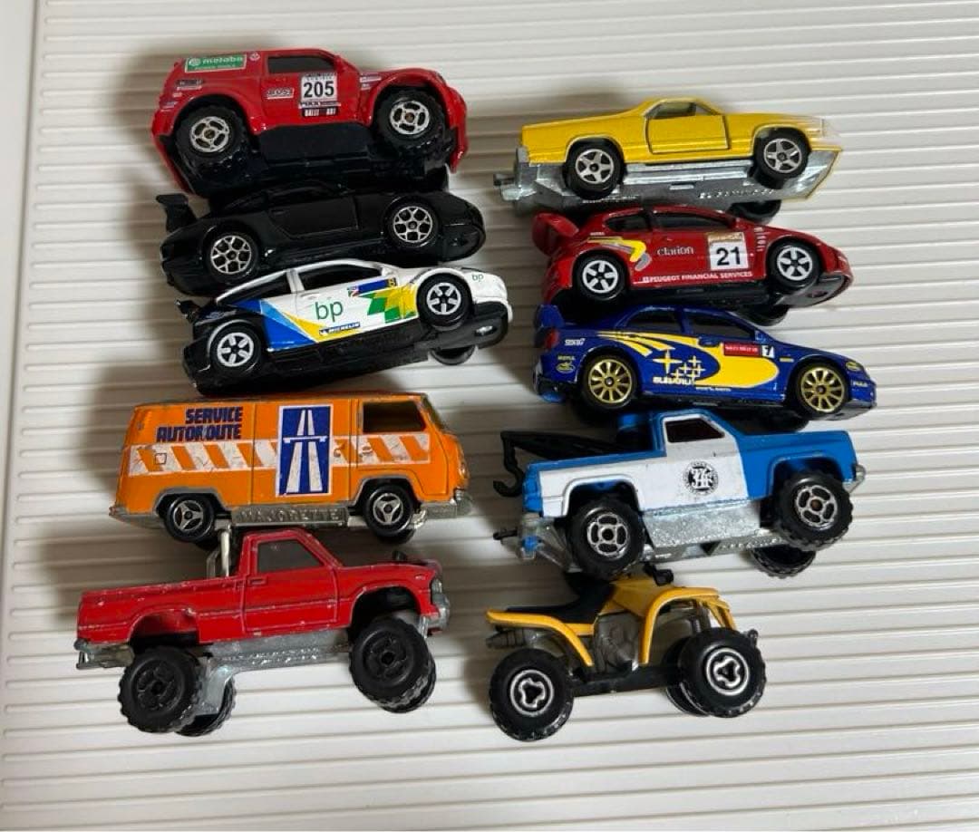 マジョレットミニカーのセット