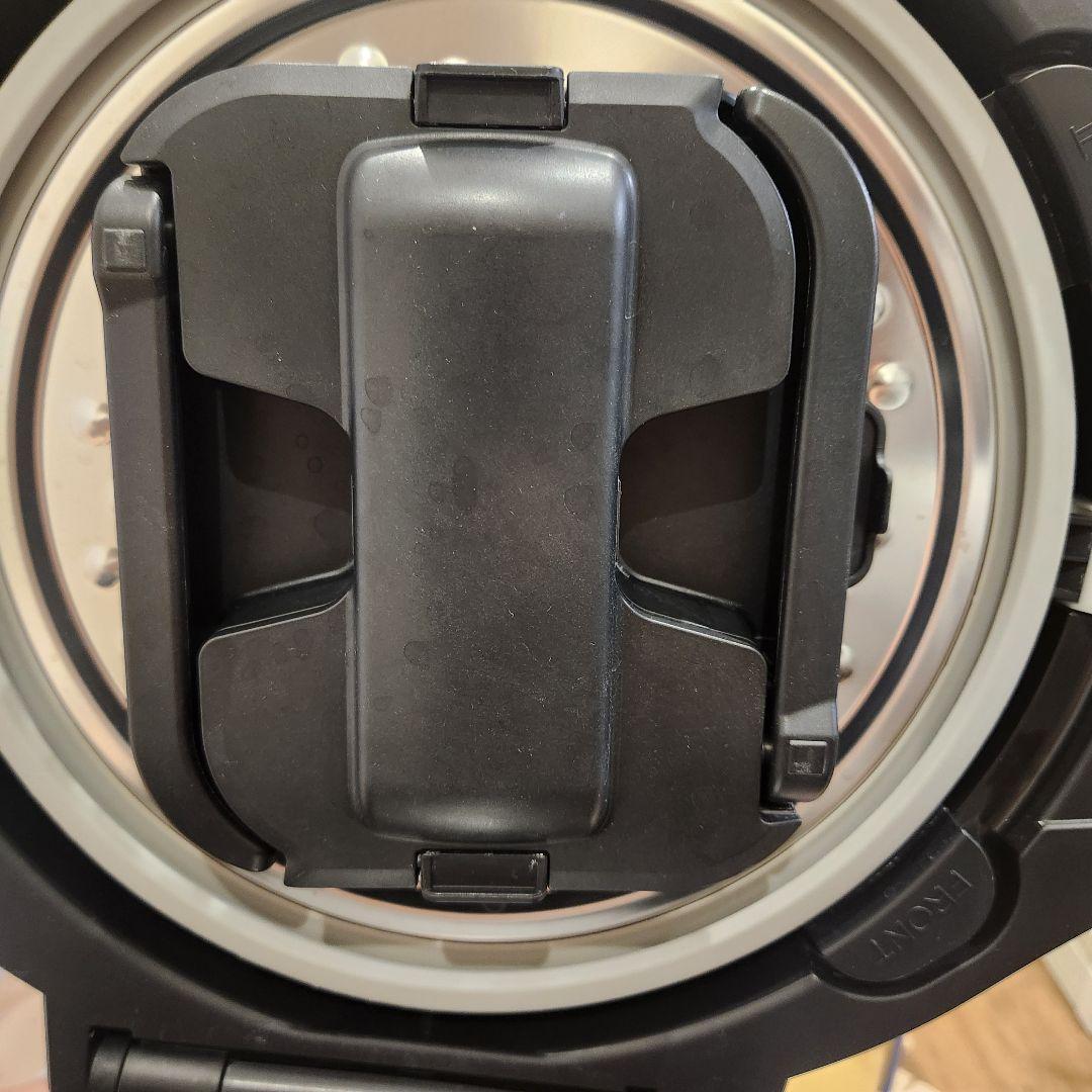 SHARP ヘルシオ ホットクック 2.4L KN-HW24E