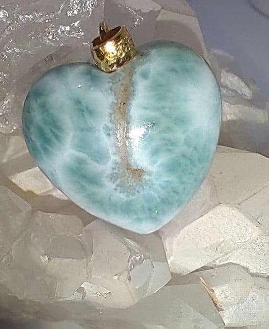 愛と希望と平和の石「ラリマー」