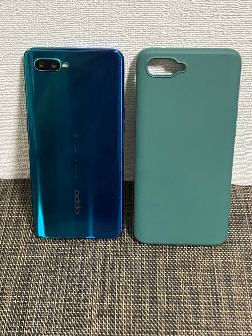 Oppo Reno A グリーンケース付き本体