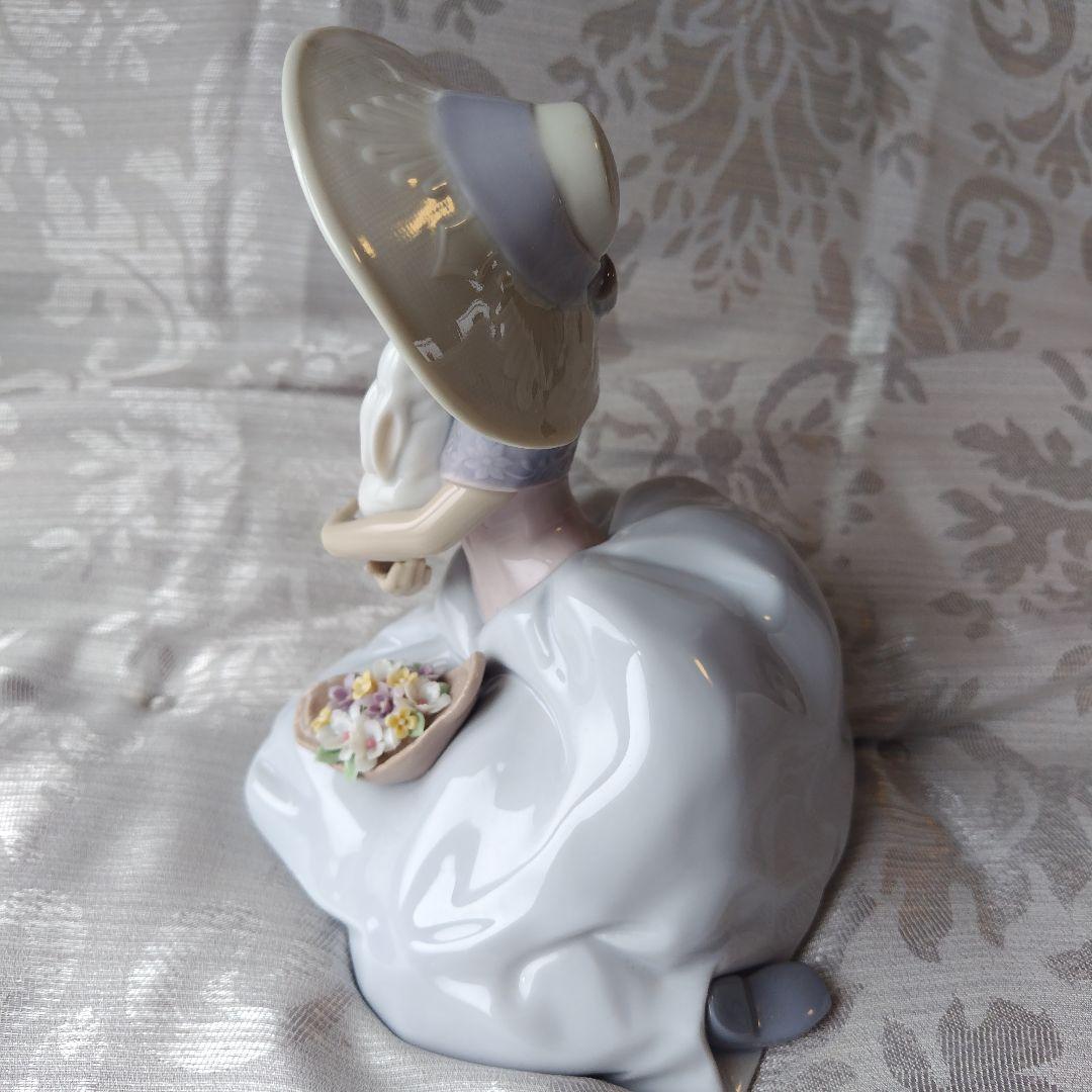 美品箱付き　リヤドロ 　バニーキッス