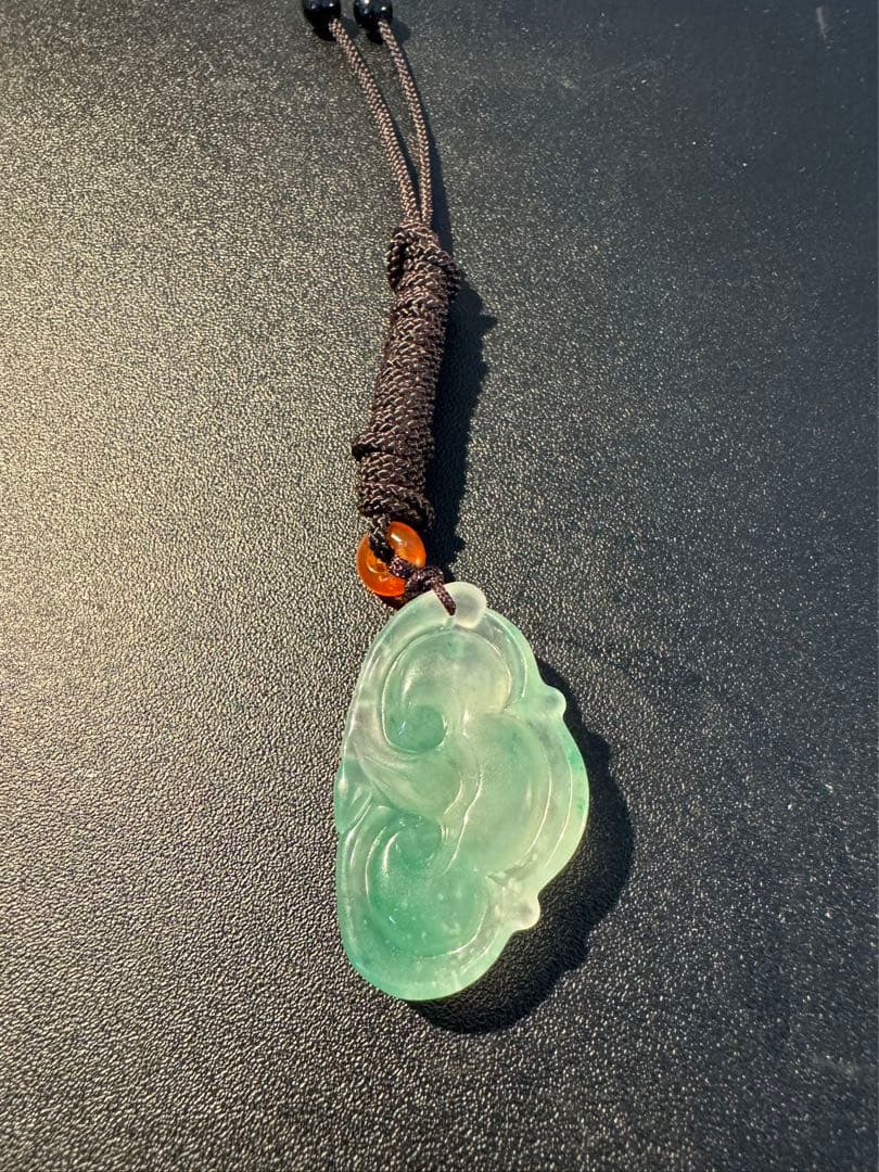 天然石翡翠 ネックレストップ