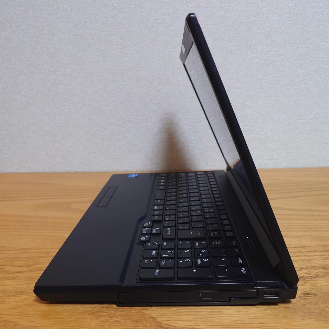 ★2022年製★ 第12世代Core i5 15.6型 富士通 H73