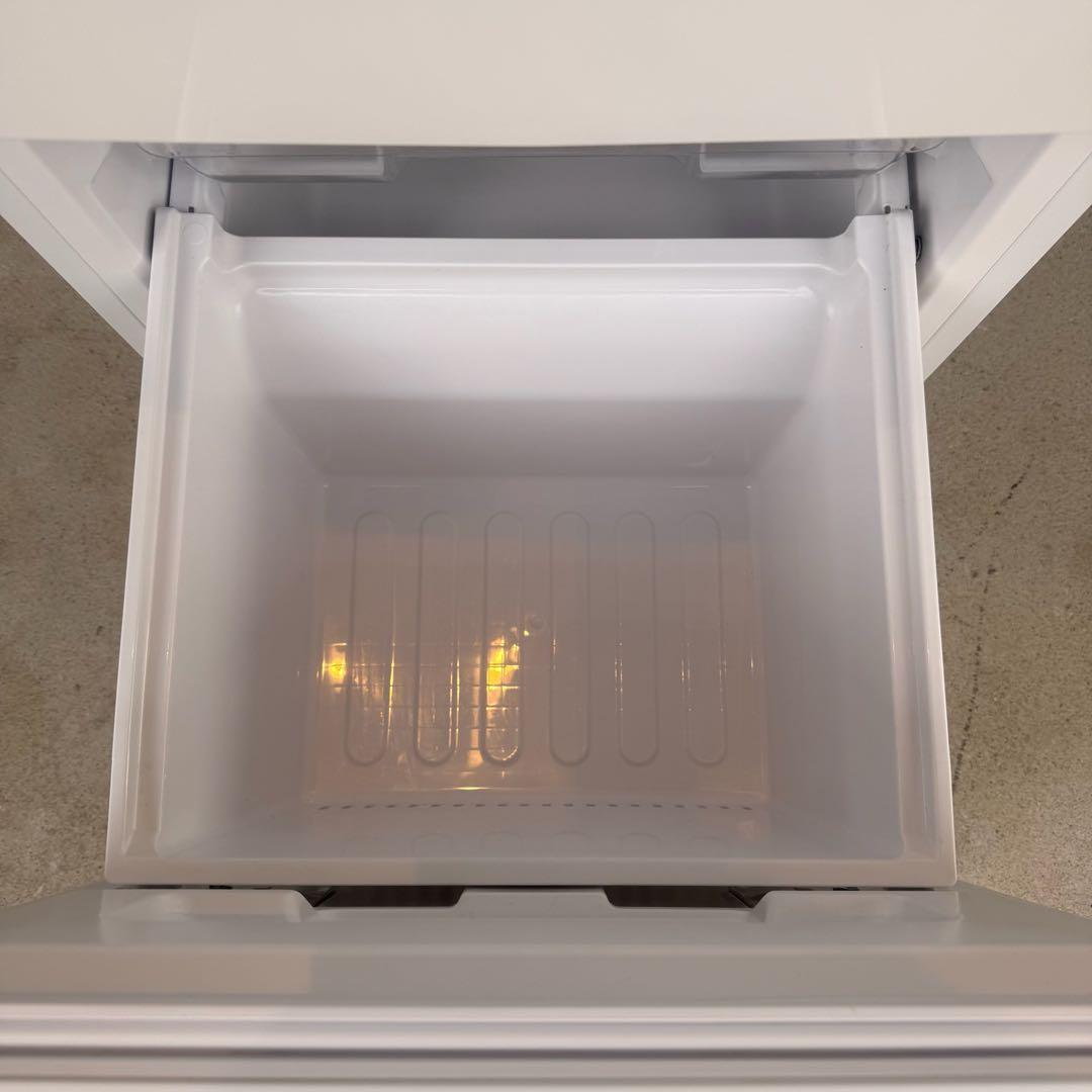 ● 美品 女性オーナー シャープ 冷蔵庫 SJ-D15JJ-W 152L