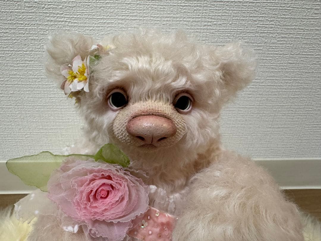 海外作家様作　ハンドメイド　ピンクのテディベア