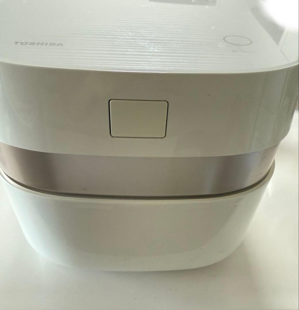訳あり　TOSHIBA 真空圧力IH 炊飯器 RC-10ZWH 5.5合炊き